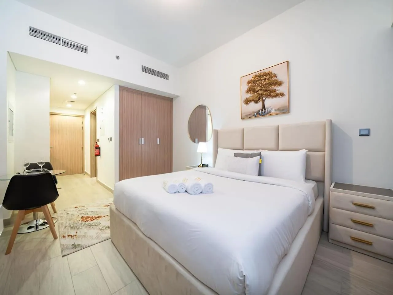 Sleek Studio In Azizi Riviera Modern And Cozy Stay Dubai Appartement