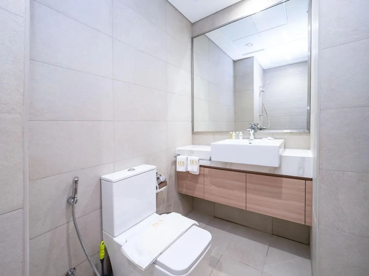 Sleek Studio In Azizi Riviera Modern And Cozy Stay Dubai