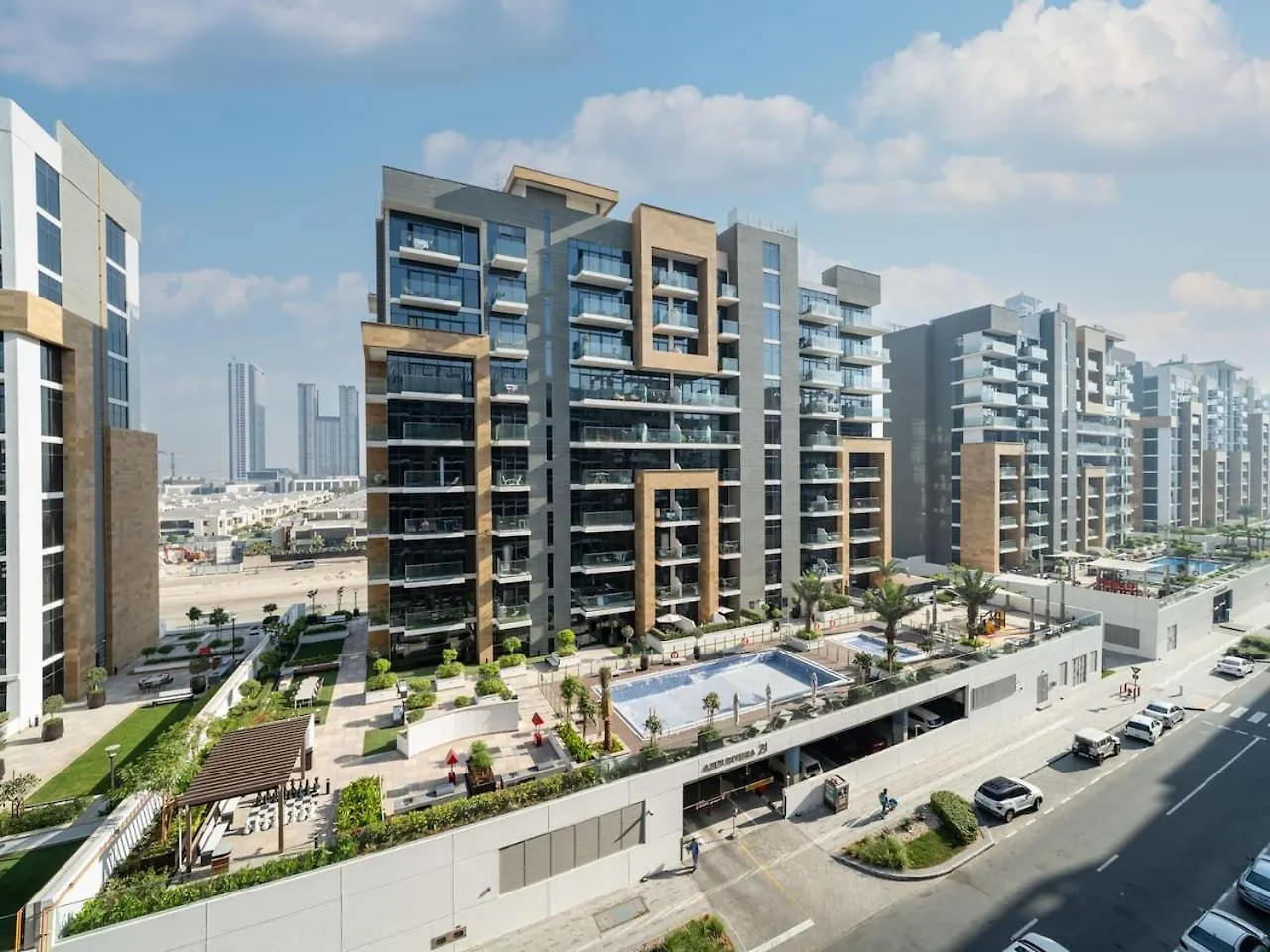 Apartment Sleek Studio In Azizi Riviera Modern And Cozy Stay Dubai